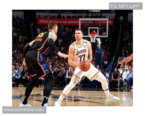 2017年11月雷霆与勇士精彩对决回顾全场比赛亮点与精彩瞬间分析
