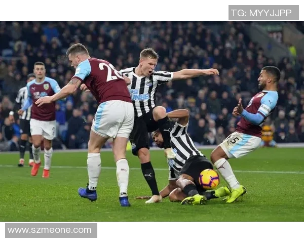 诺维奇主场迎战富勒姆双方争夺英超宝贵积分之战 诺维奇主场迎战富勒姆双方争夺英超宝贵积分之战