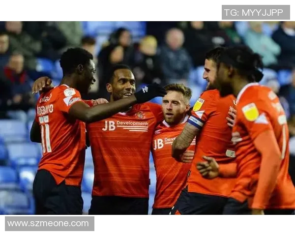 布莱克本与卢顿激战正酣谁能在这场较量中笑到最后