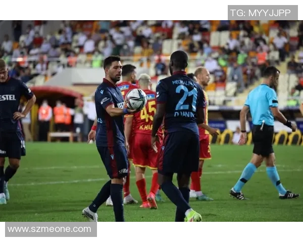 特拉布宗体育在新赛季展现强劲实力迎战劲敌全力争胜