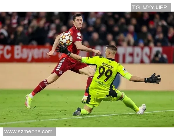 莱万背叛旧主引发拜仁球迷愤怒狂嘘称其忘恩负义