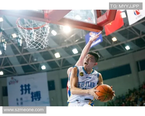 陈林坚：从篮球新星到职业生涯巅峰的成长之路与奋斗故事