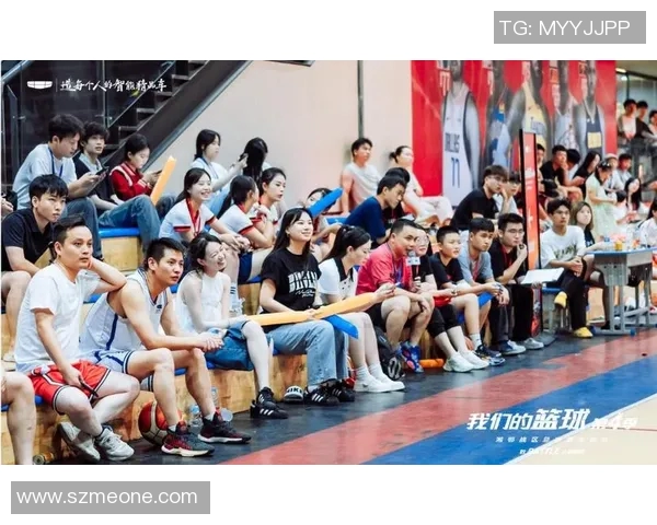 篮球明星英雄的传奇旅程与无畏精神激励年轻一代追逐梦想